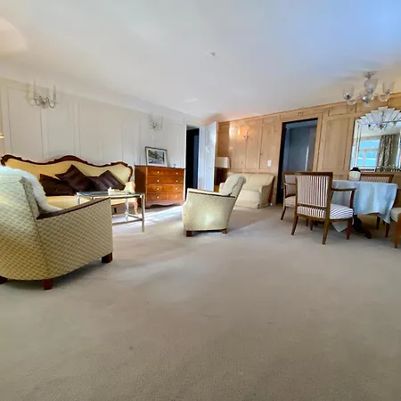 Апартаменти Palace